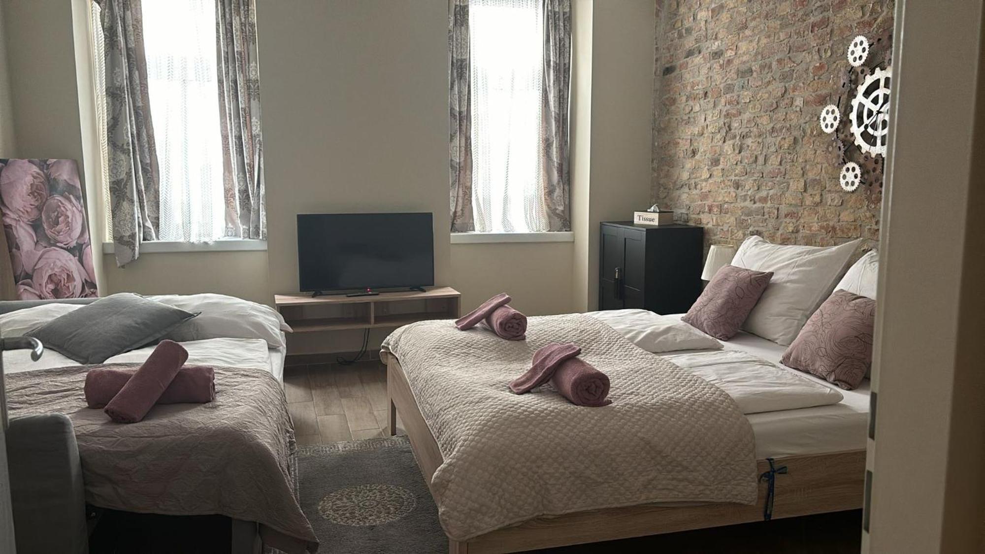 Comfortable Romantic 1 Bedroom Apartment Near Augarten Вена Экстерьер фото